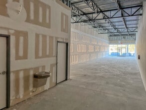 6610 Mooretown Rd, Williamsburg, VA à louer Photo intérieure– Image 1 sur 4