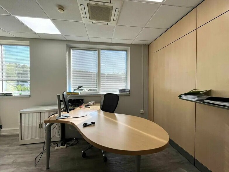 Bureau dans Valbonne à louer - Photo de l’immeuble – Image 3 sur 10