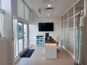300 Alton Rd, Miami Beach, FL à louer Photo intérieure– Image 2 sur 5
