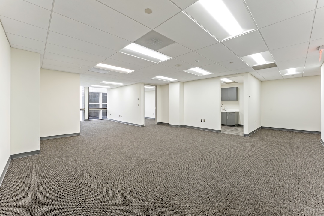8229 Boone Blvd, Vienna, VA à louer Photo de l’immeuble– Image 1 sur 20
