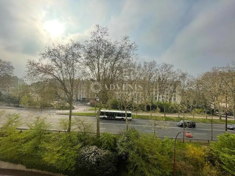 Bureau dans Versailles à vendre - Aérien – Image 3 sur 3