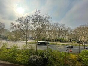 Versailles, YVE - Vue aérienne vue de carte