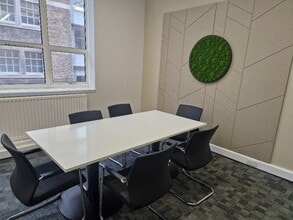 Edmund St, Liverpool à louer Photo intérieure– Image 1 sur 3