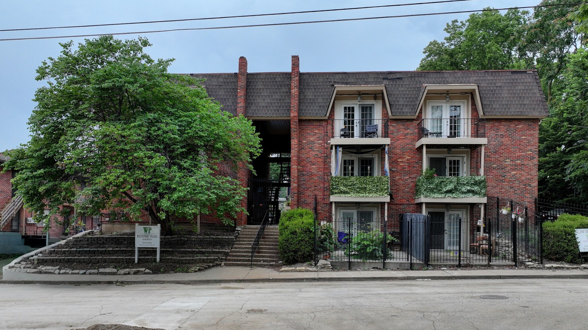 4030-4038 Clark Ave, Kansas City, MO à vendre Photo de l’immeuble– Image 1 sur 10