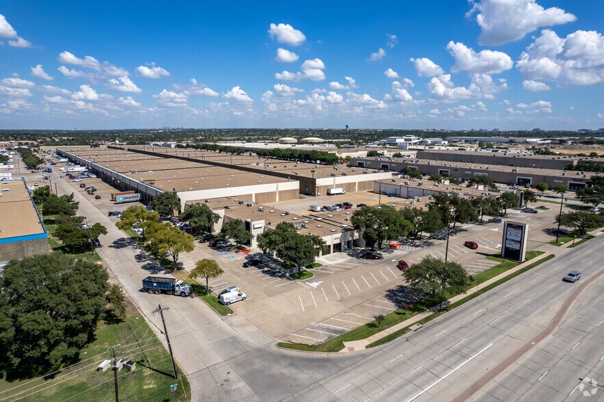 2225 E Belt Line Rd, Carrollton, TX à louer - Aérien – Image 3 sur 4