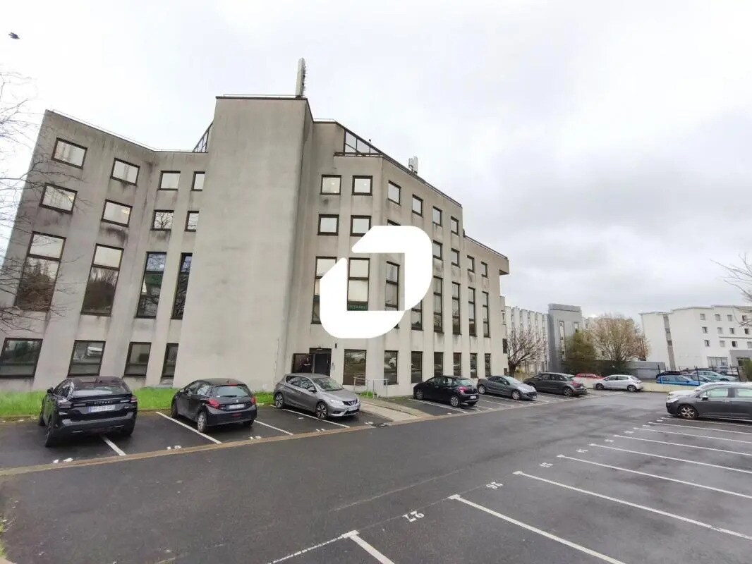 5 Rue De Lisbonne, Rosny-sous-Bois à louer Photo de l’immeuble– Image 1 sur 5