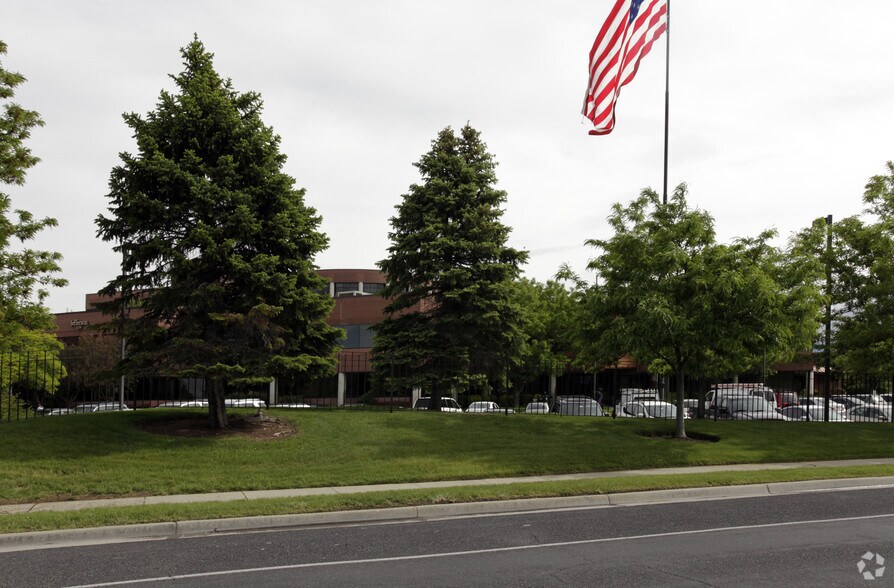 2250 W Parkway Blvd, West Valley City, UT à vendre - Photo de l’immeuble – Image 2 sur 8