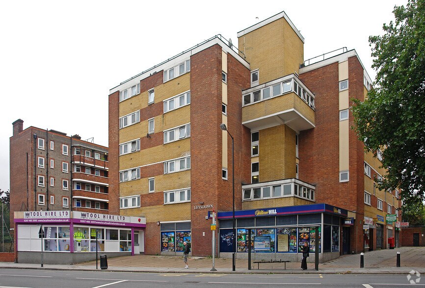 5-15 Malden Rd, Londres à louer - Photo de l’immeuble – Image 2 sur 2