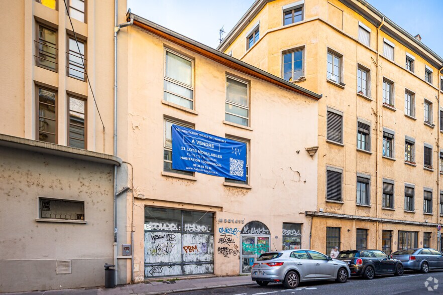 Immeuble residentiel dans Lyon à vendre - Photo de l’immeuble – Image 2 sur 3