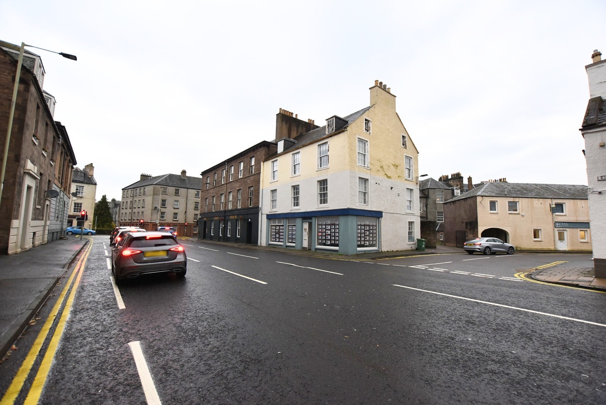 75 Kinnoull St, Perth à louer Photo de l’immeuble– Image 1 sur 4