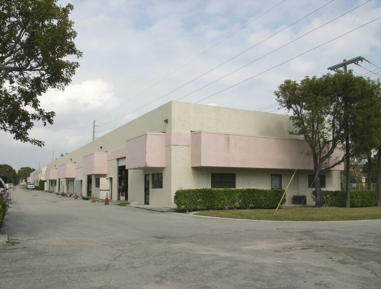 4201 N Dixie Hwy, Boca Raton, FL à vendre - Photo de l’immeuble – Image 2 sur 5
