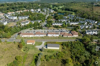 100 Quarry Rd, Hamburg, NJ - VUE AÉRIENNE  vue de carte - Image1