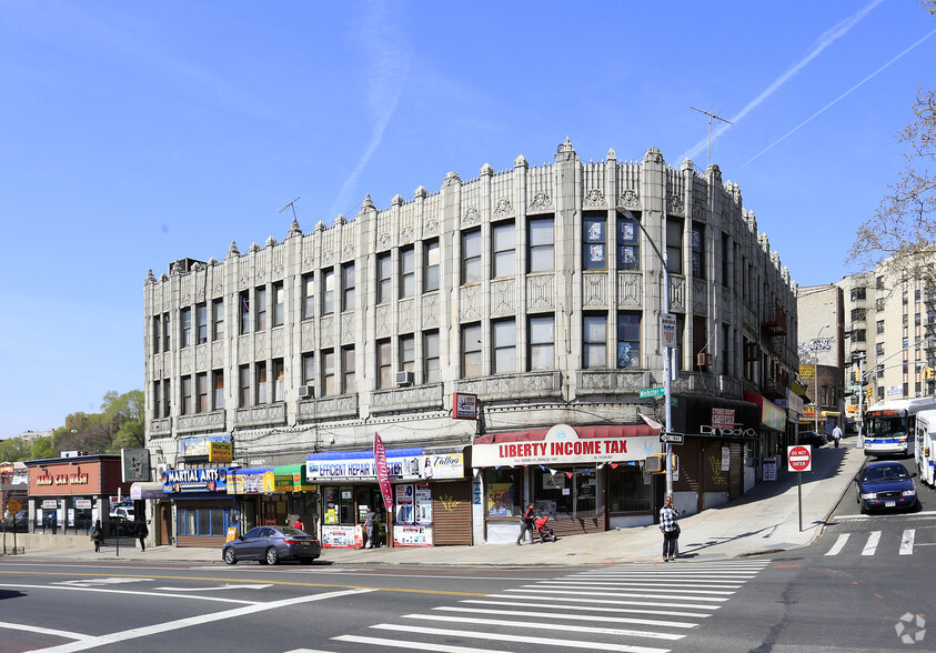 1877 Webster Ave, Bronx, NY à louer - Photo de l’immeuble – Image 1 sur 8