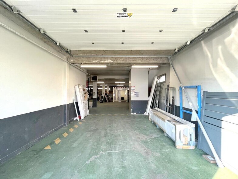 Industriel/Logistique dans Chatou à vendre - Photo de l’immeuble – Image 2 sur 21