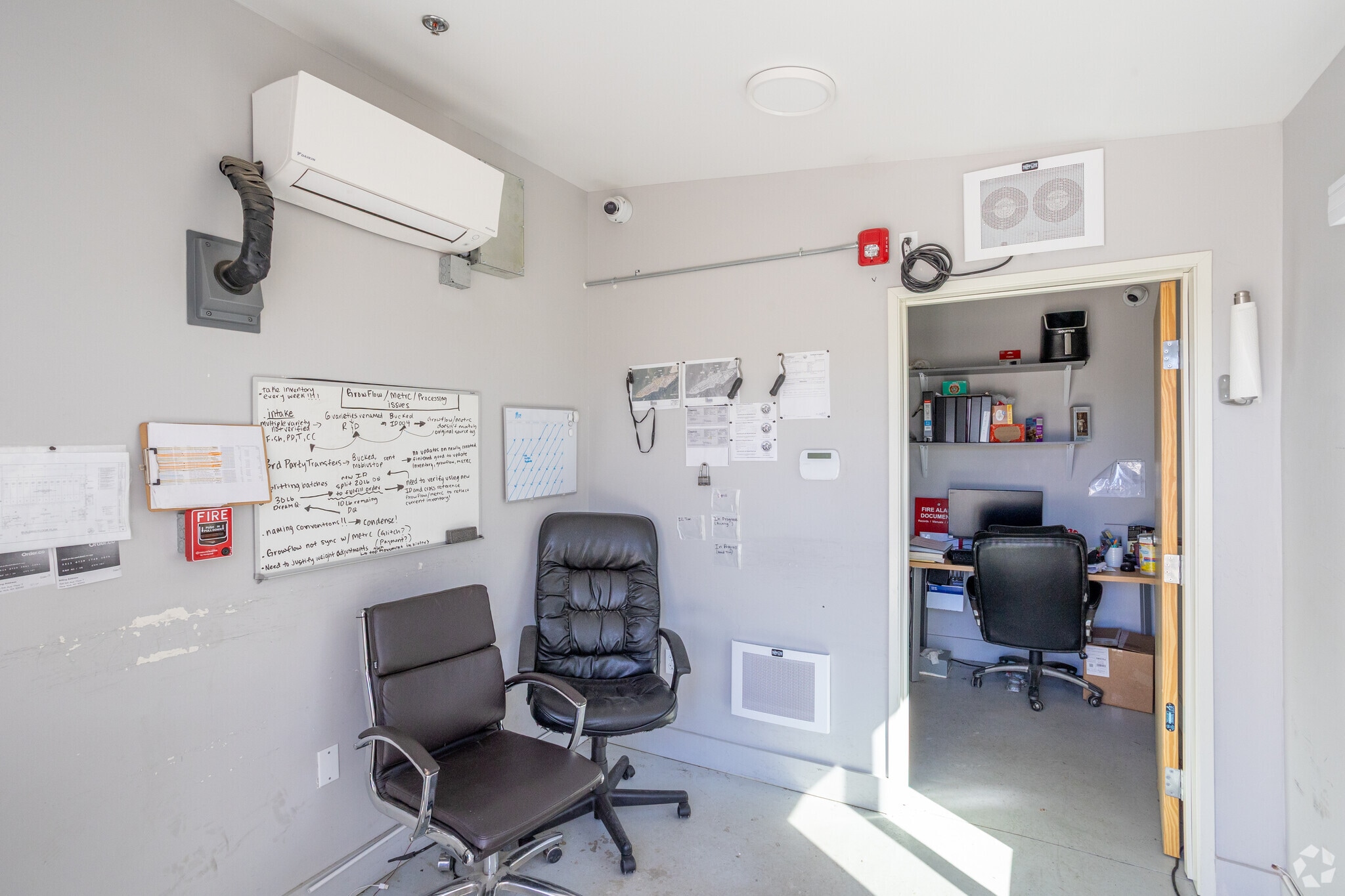 301 E Laurel Ave, Lompoc, CA à louer Photo intérieure– Image 1 sur 12