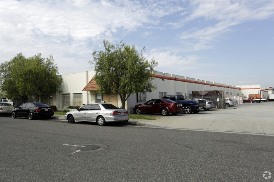 8145 Byron Ave, Whittier, CA à louer - Photo de l’immeuble – Image 2 sur 11