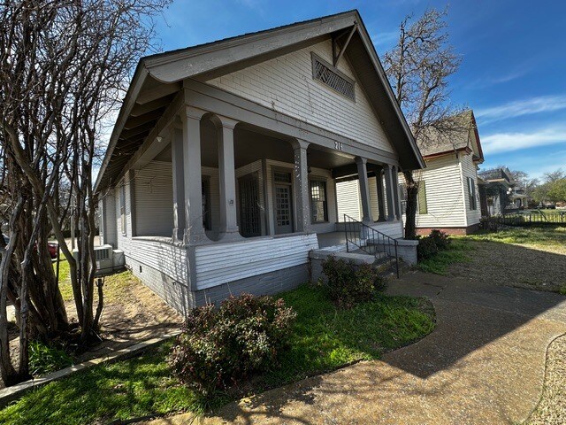 214 Stanley SW ave, Ardmore, OK à vendre Photo de l’immeuble– Image 1 sur 6