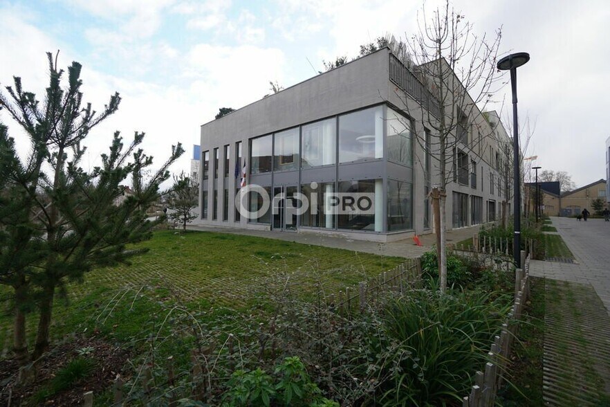 Bureau dans Dijon à vendre - Photo de l’immeuble – Image 1 sur 12