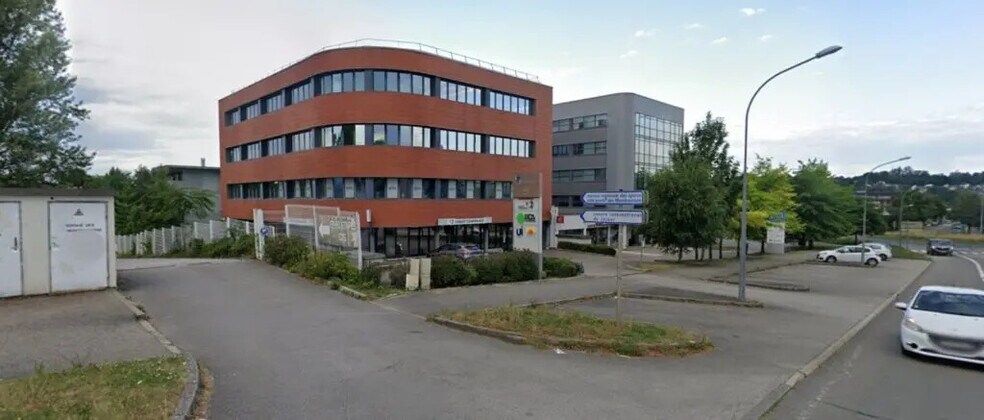 Bureau dans Besançon à louer - Photo de l’immeuble – Image 2 sur 7