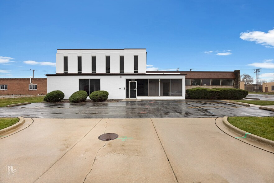 223 Interstate Rd, Addison, IL à louer - Photo de l’immeuble – Image 1 sur 29