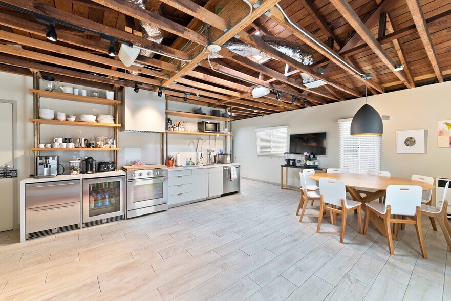 2116 Zeno Pl, Venice, CA à louer - Photo intérieure – Image 2 sur 11
