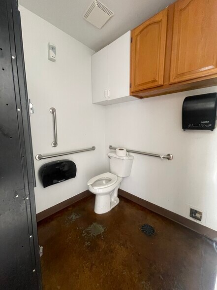 2636 E 11th St, Tulsa, OK à louer - Photo de l’immeuble – Image 3 sur 26