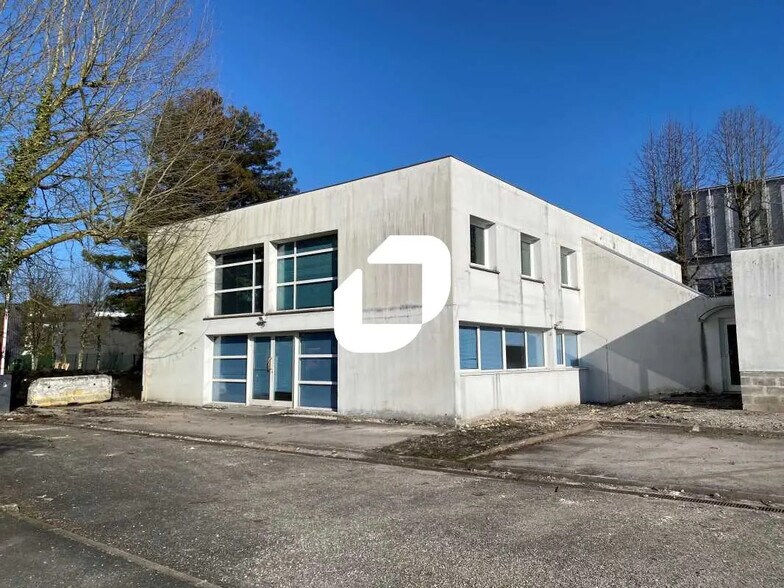 Bureau dans Mérignac à louer - Photo de l’immeuble – Image 1 sur 17