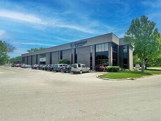 Plus de détails pour 9011 N Meridian St, Indianapolis, IN - Bureau à louer