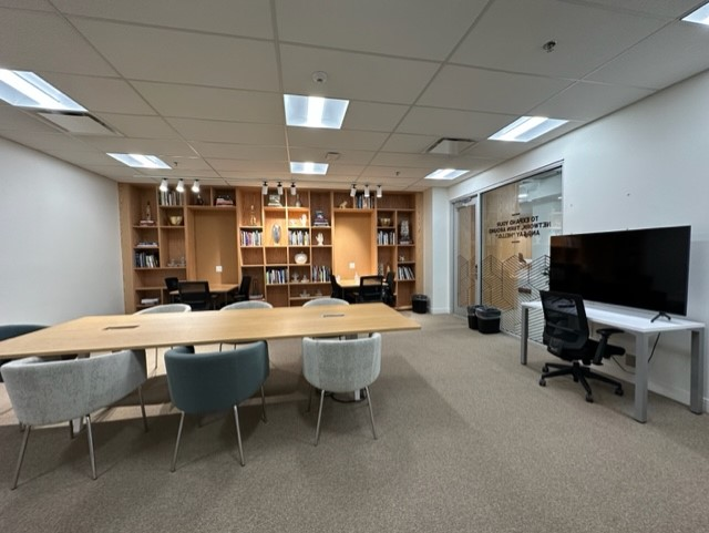 3450 Uptown Blvd, Victoria, BC à louer Photo intérieure– Image 1 sur 3