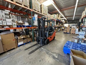 2421 S Susan St, Santa Ana, CA à louer Autre– Image 2 sur 7