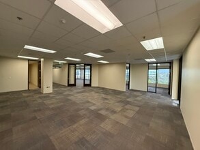 770 The City Dr S, Orange, CA à louer Photo intérieure– Image 2 sur 9