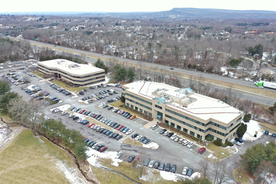 530 Preston Ave, Meriden, CT à louer - Aérien – Image 2 sur 14