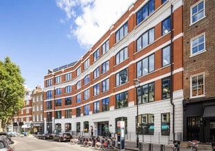 33 Foley St, Londres à louer Photo de l’immeuble– Image 2 sur 7