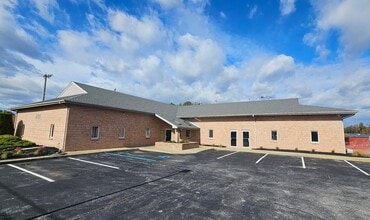 431 Commerce Ln, West Berlin, NJ à louer Photo intérieure– Image 1 sur 7