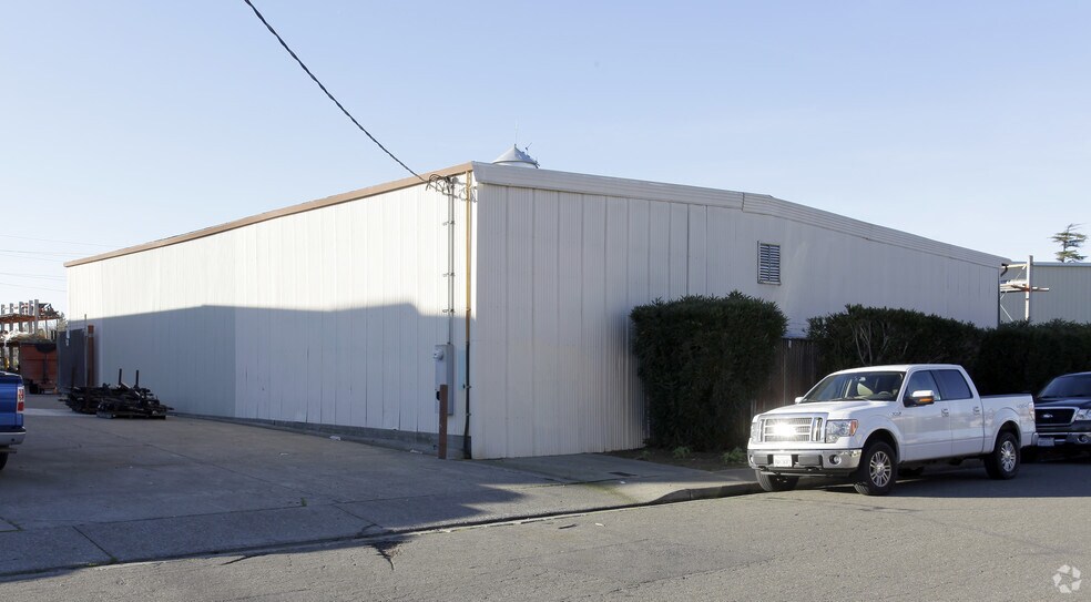 210 S Jefferson st, Dixon, CA à vendre - Photo de l’immeuble – Image 2 sur 5