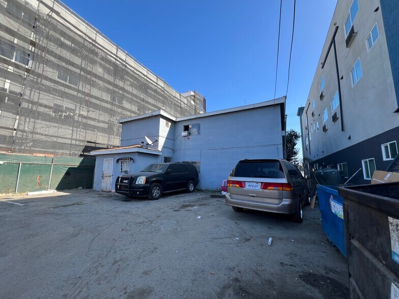7307 S Broadway, Los Angeles, CA à vendre - Photo de l’immeuble – Image 3 sur 5