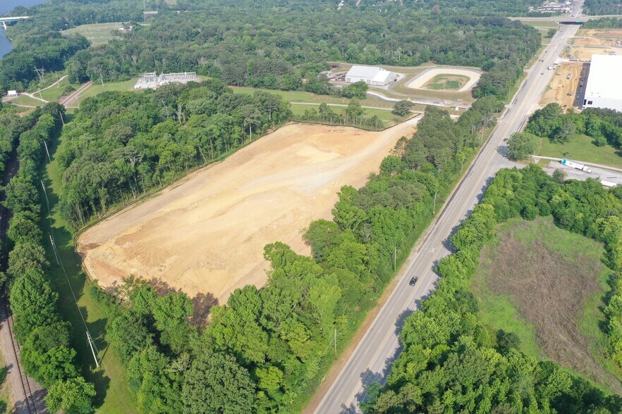 4546 N Access Rd, Chattanooga, TN à vendre - Photo de l’immeuble – Image 2 sur 2