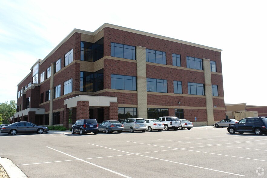2340 Energy Park Dr, Saint Paul, MN à louer - Photo de l’immeuble – Image 2 sur 4