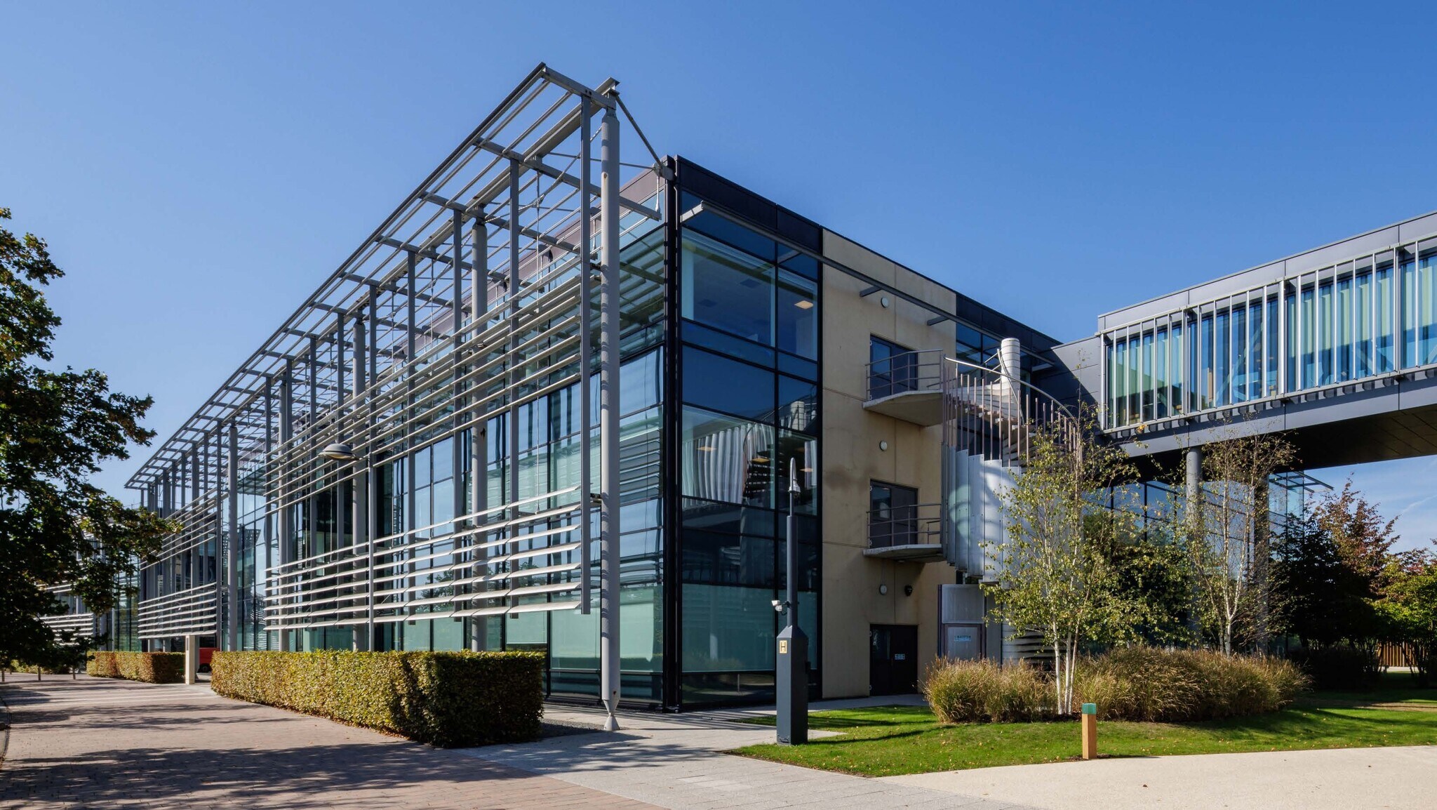 Sanderson Rd, Uxbridge à louer Photo de l’immeuble– Image 1 sur 9