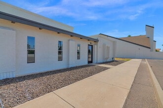 447 S Old Litchfield Rd, Litchfield Park, AZ à louer Photo intérieure– Image 2 sur 8