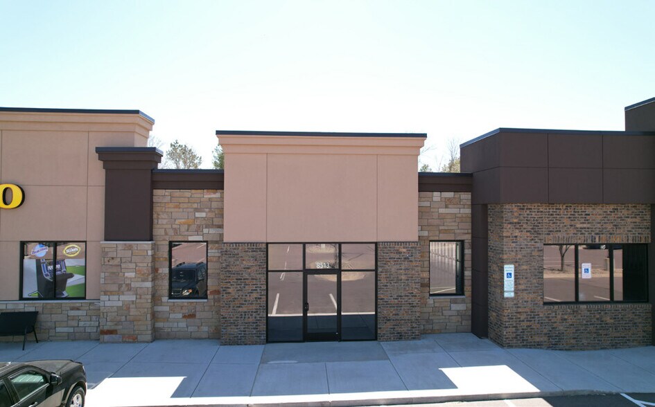8501-8529 W 26th St, Sioux Falls, SD à louer - Photo de l’immeuble – Image 2 sur 4