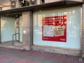 Local commercial dans Parla, Madrid à louer Photo intérieure– Image 2 sur 7
