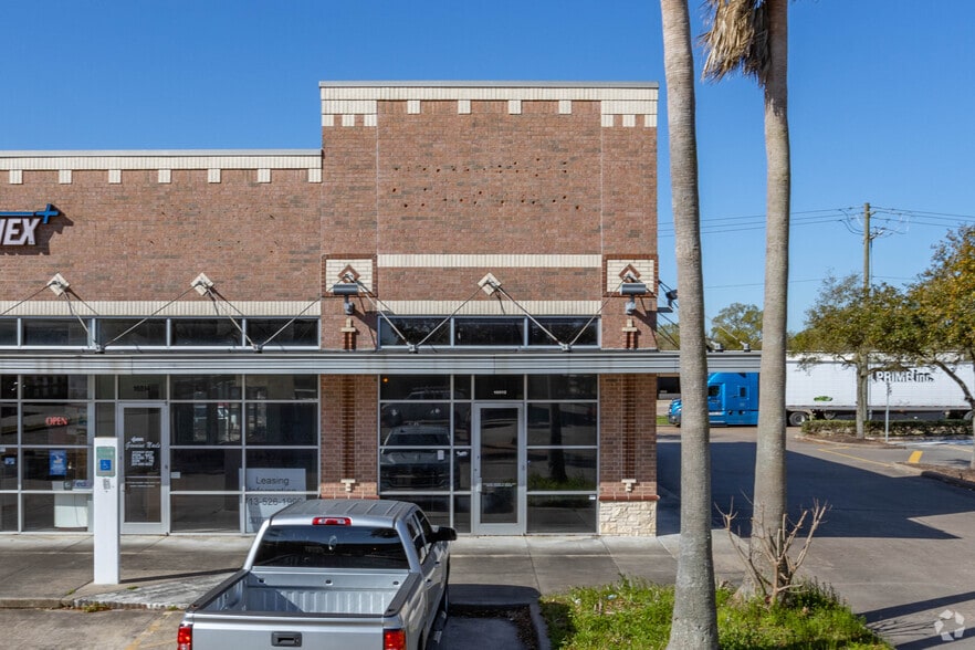 16512-16580 El Camino Real St, Houston, TX à louer - Photo de l’immeuble – Image 3 sur 5