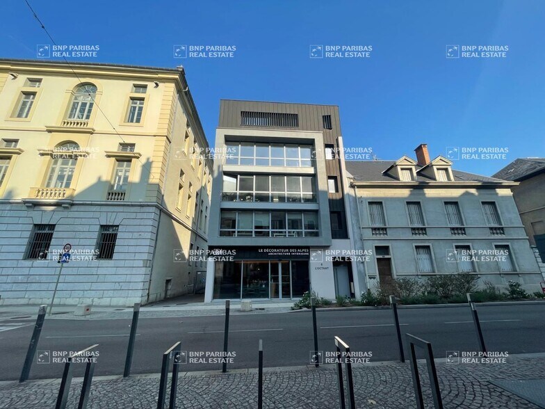 Local commercial dans Chambéry à louer - Photo de l’immeuble – Image 1 sur 2