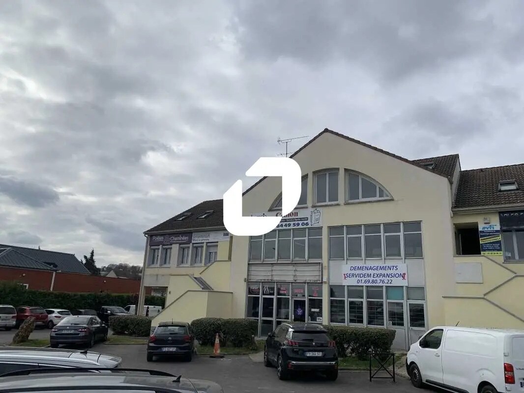 Bureau dans La Ville-du-Bois à louer Photo de l’immeuble– Image 1 sur 10