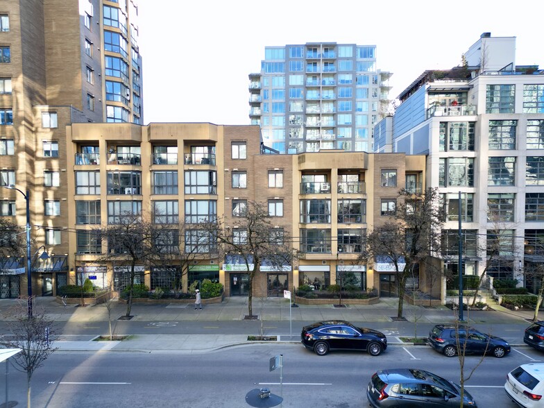 1116-1138 Richards St, Vancouver, BC à louer - Photo de l’immeuble – Image 2 sur 12