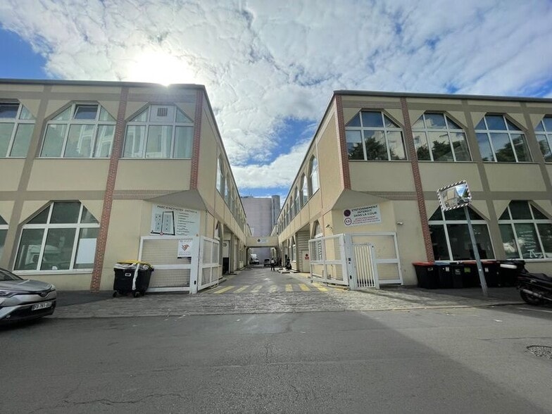 51 Rue De Presles, Aubervilliers à louer - Photo de l’immeuble – Image 1 sur 14