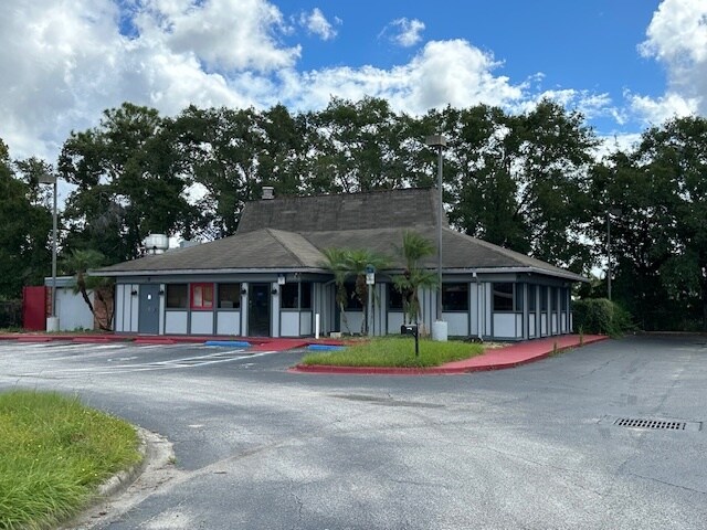 5439 N Orange Blossom Trl, Orlando, FL à louer - Photo de l’immeuble – Image 3 sur 4