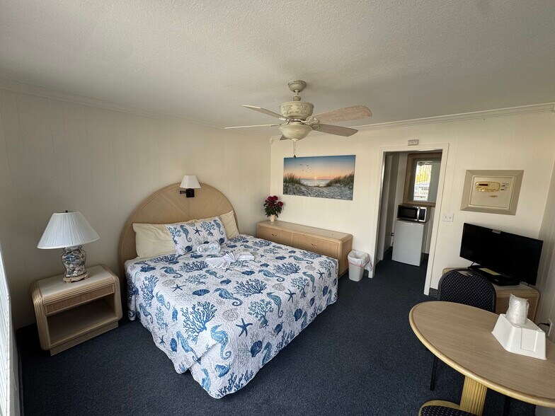 53 Hancock Ave, Seaside Heights, NJ à vendre - Photo de l’immeuble – Image 2 sur 14