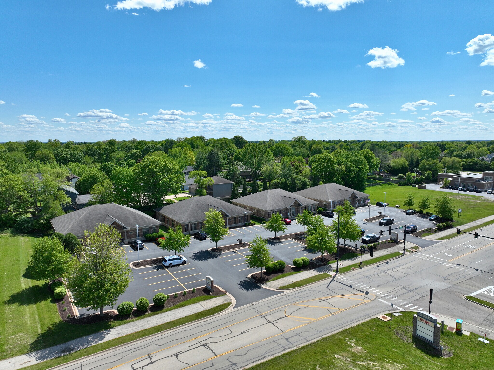 7025 Rote Rd, Rockford, IL à louer Photo principale– Image 1 sur 8